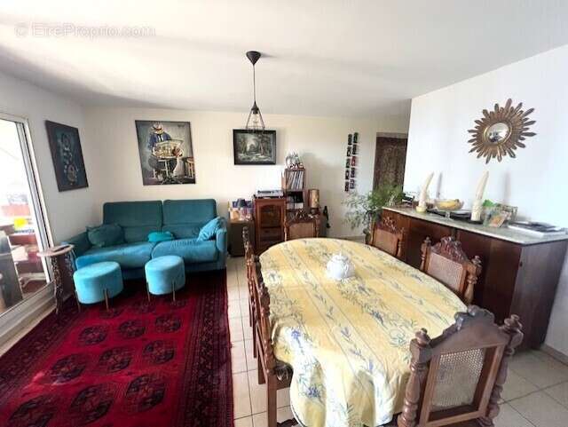 Appartement à SAINT-DENIS