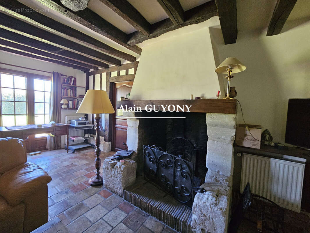 Maison à PONT-L'EVEQUE