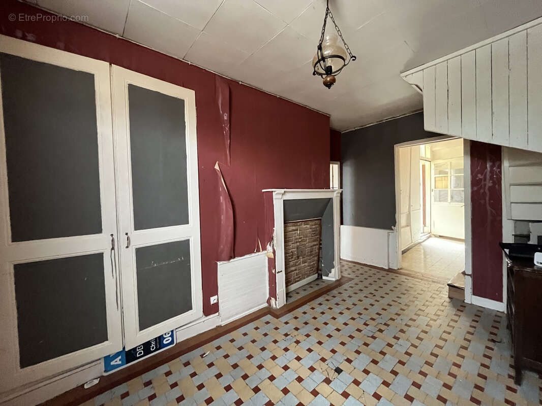 Maison   centre ville blangy sur bresle a restaurer - photo 3