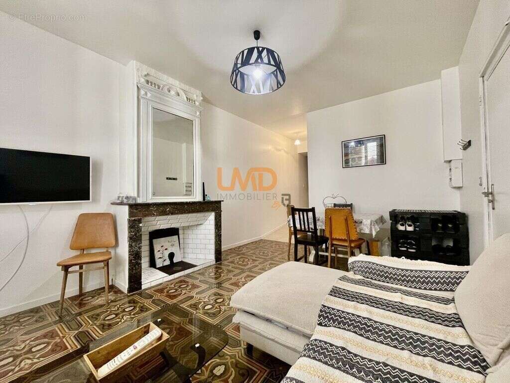 Maison à ALIGNAN-DU-VENT