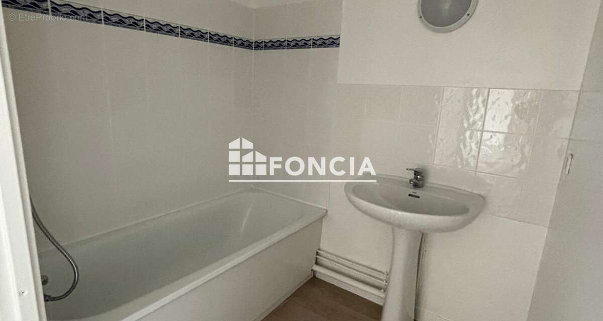 Appartement à SAINT-GRATIEN
