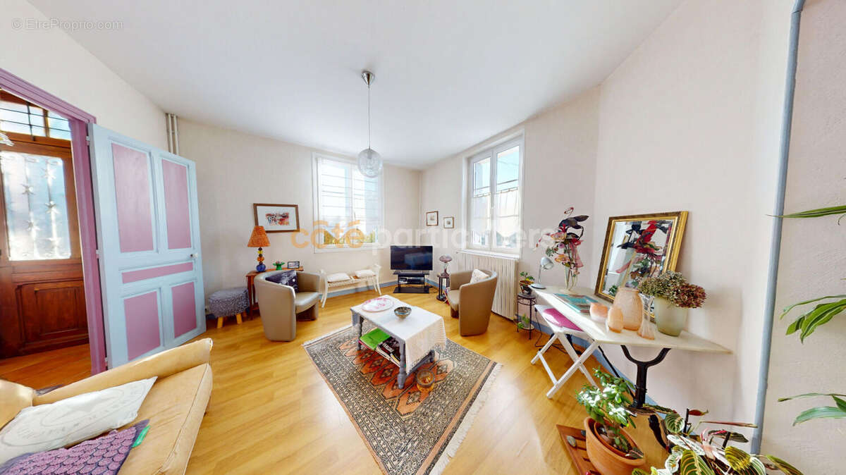 Maison à SEMEAC