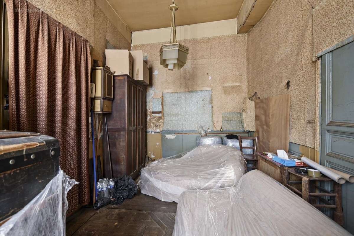 Appartement à PARIS-4E