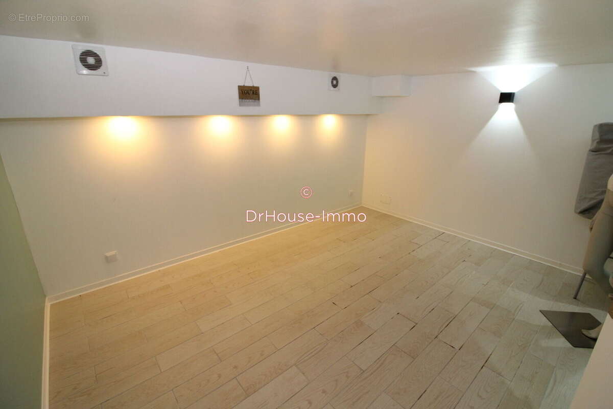 Maison à BRUAY-LA-BUISSIERE