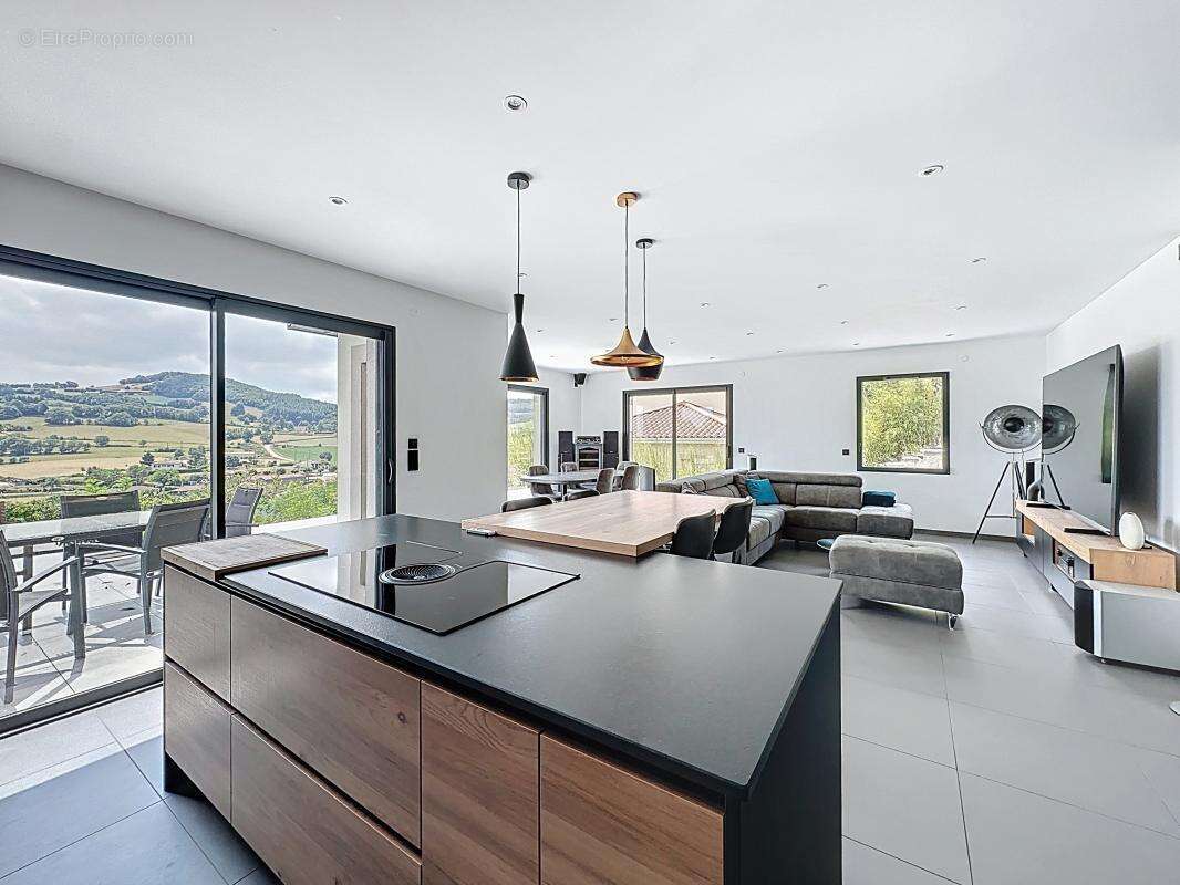 Maison à SAINTE-CATHERINE