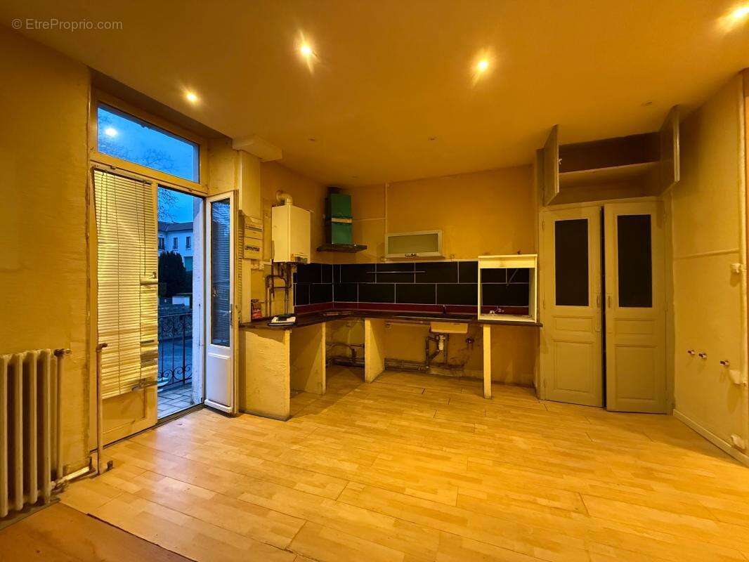 Appartement à AUBENAS
