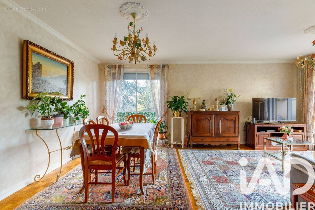 Photo 1 - Appartement à TASSIN-LA-DEMI-LUNE