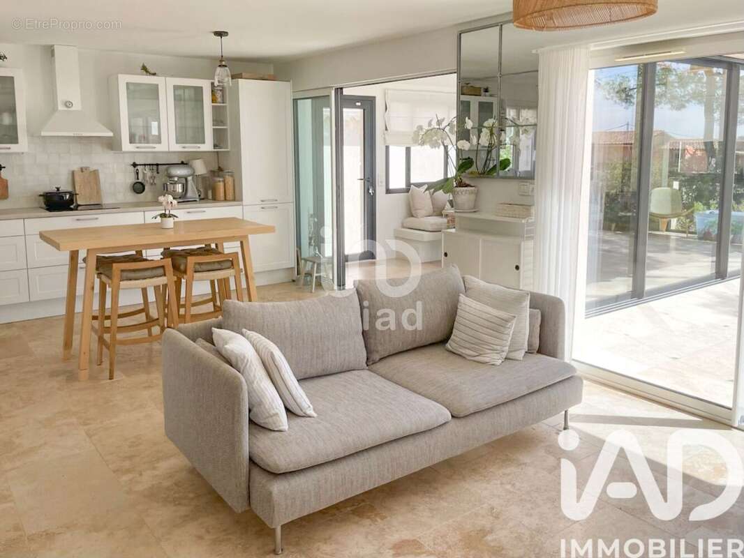 Photo 5 - Maison à SAINT-RAPHAEL