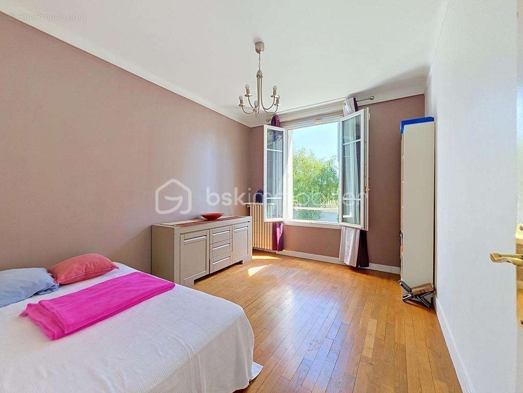 Maison à VITRY-SUR-SEINE