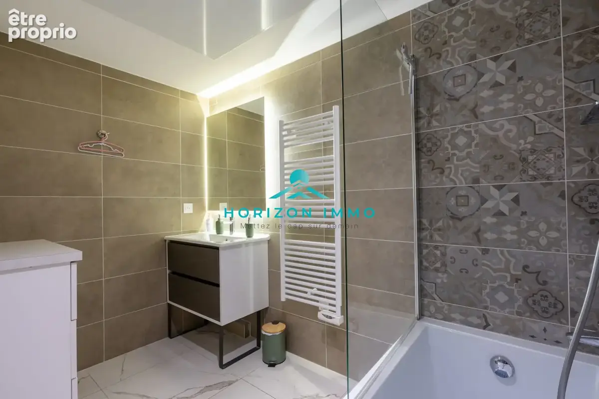 Appartement 3 pièces 63 m² à vendre à Saint-Laurent-Du-Var (06700) - photo 9