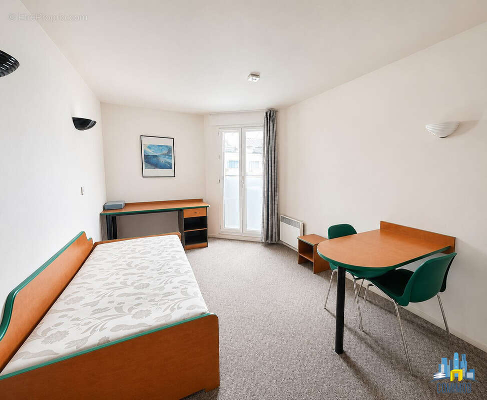 Appartement à COURBEVOIE