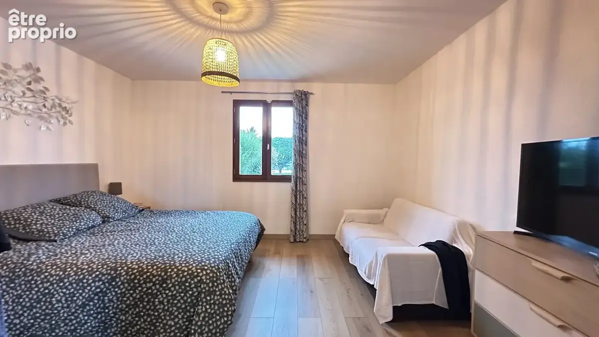 Maison basque de type t6 de 185 m2 avec piscine + dependance de 50 m2 - photo 16