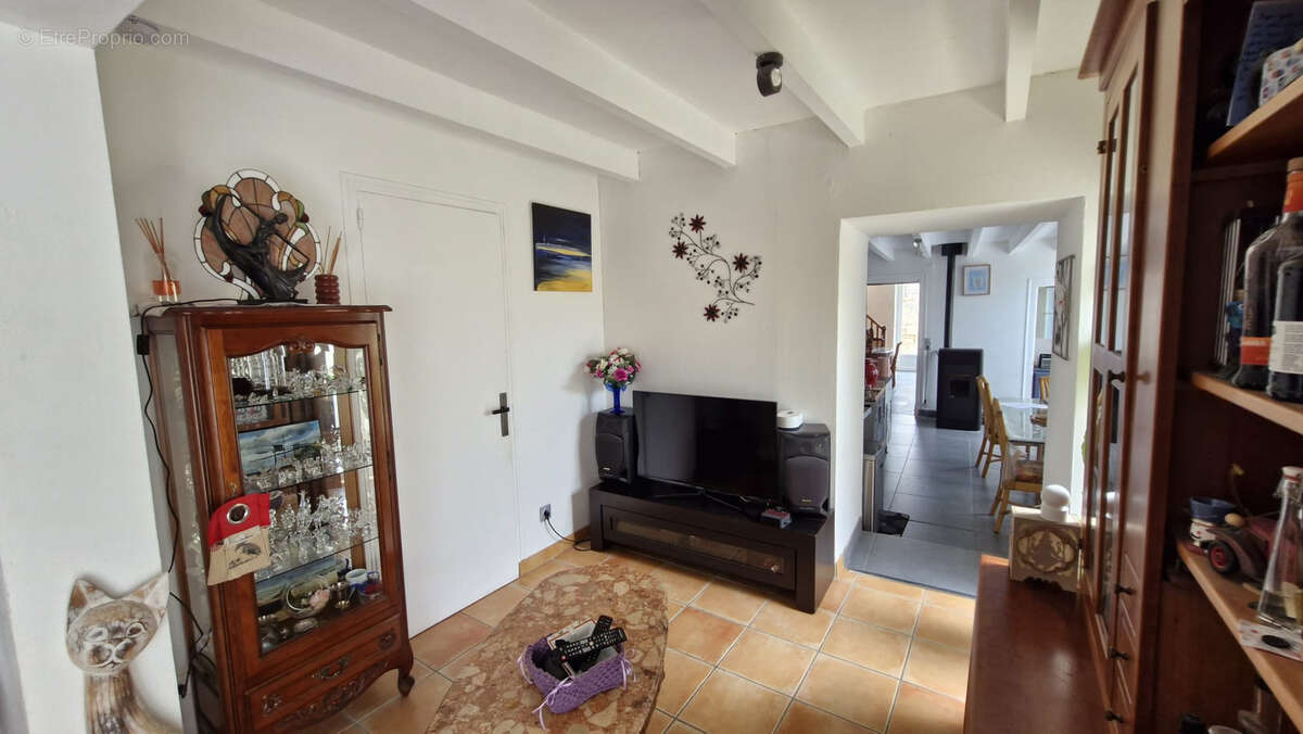 Maison à MORTAGNE-SUR-GIRONDE