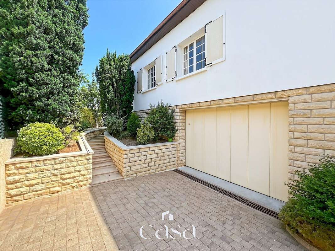 Maison 163 m² à Ifs  - photo 4