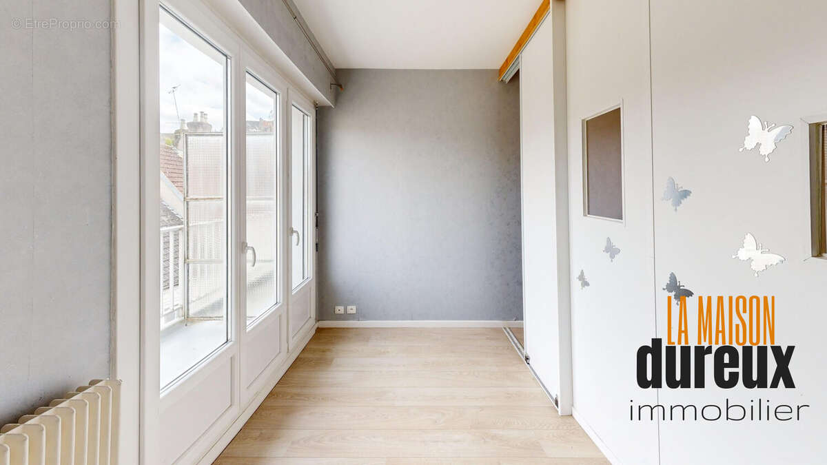 Appartement à GRAY