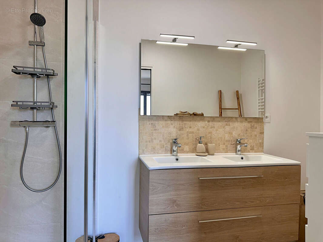 Appartement à LIERGUES