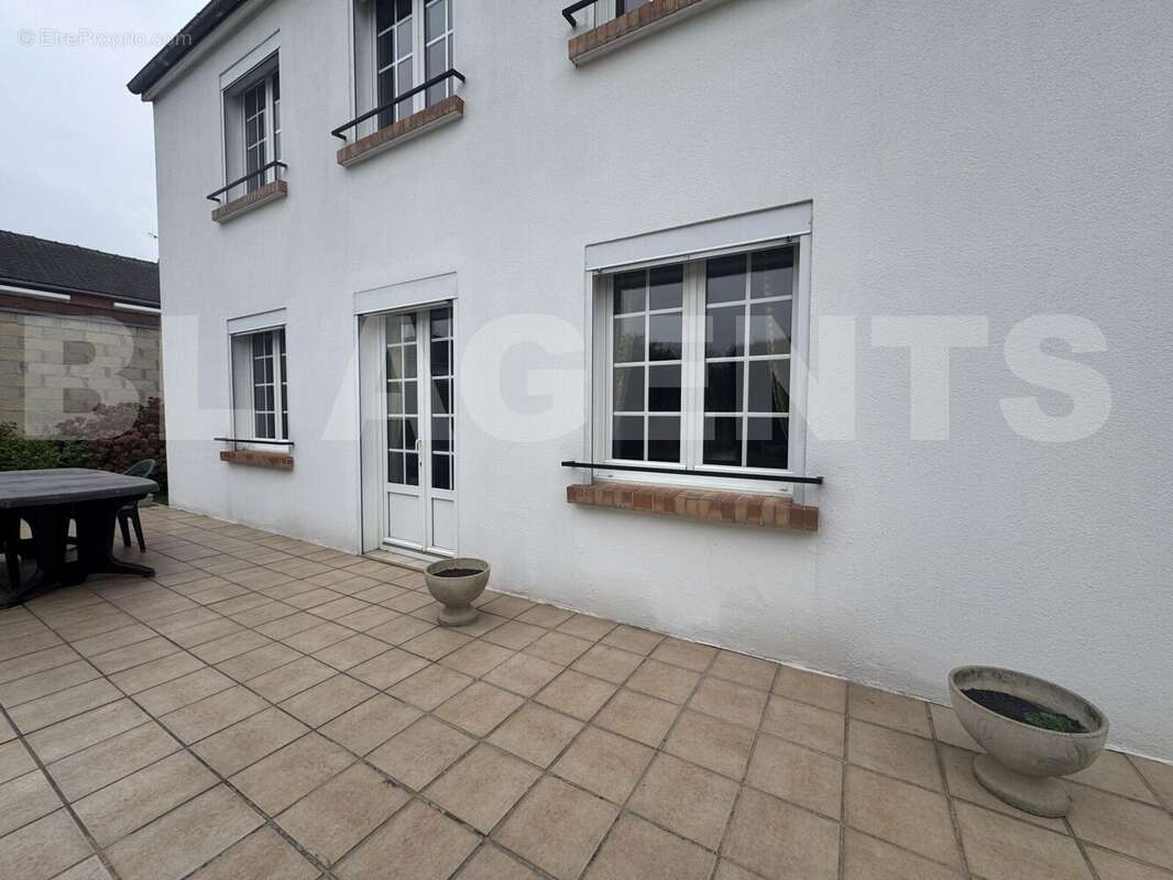 IMG_3767 - Maison à BELLEU