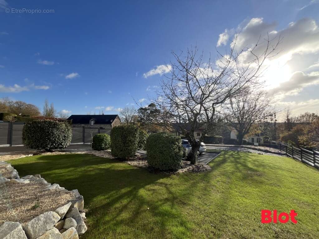 Maison à LE PETIT-FOUGERAY