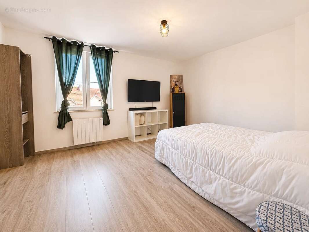 Maison de ville St Quentin - photo 6