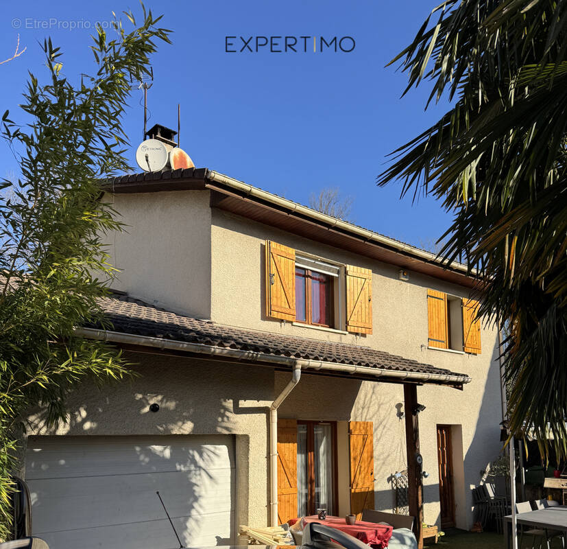 Maison à DOMENE