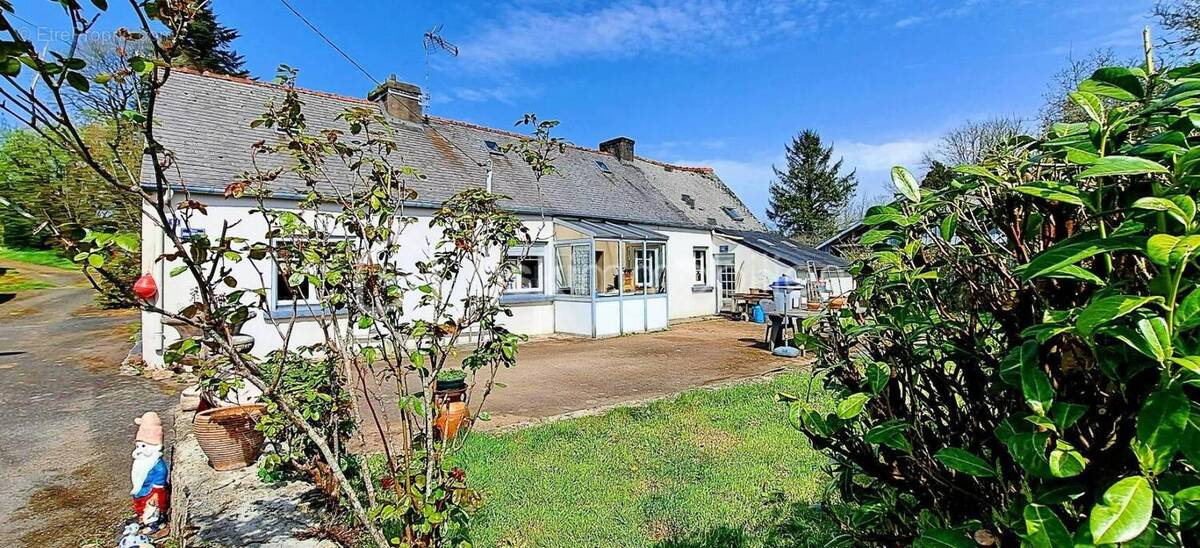 Maison à LOQUEFFRET