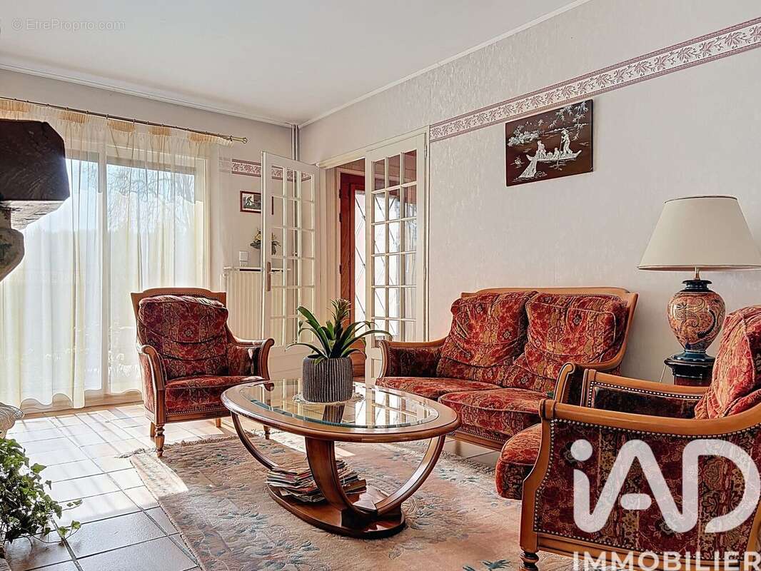 Maison 120 m² à Saint-Hilarion  - photo 5