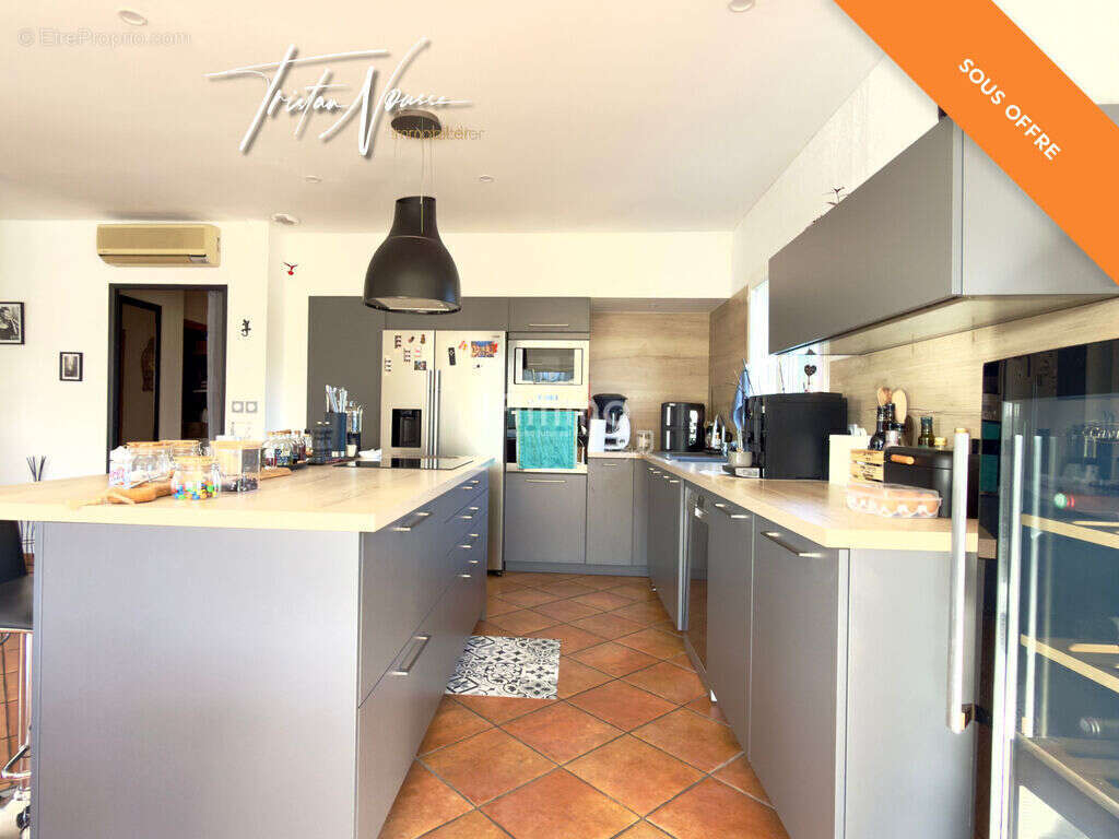 Villa 4 faces de 113 m2 - 4 chambres - piscine - Latour-Bas-Elne - photo 8