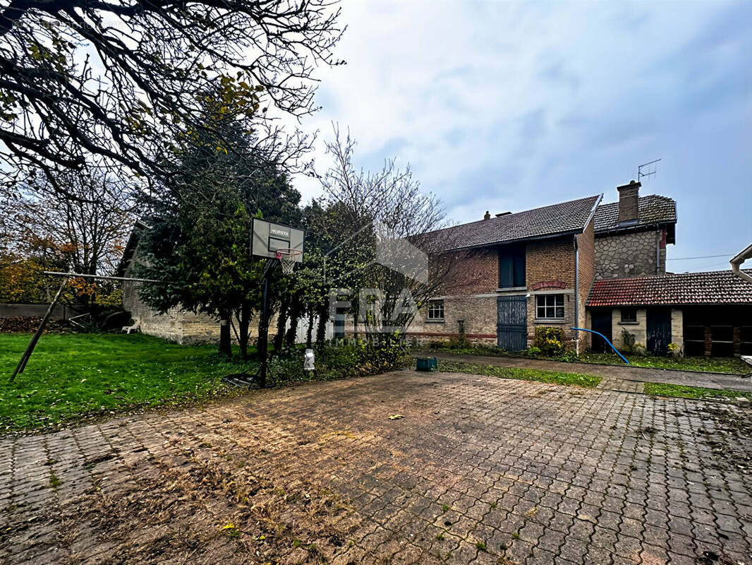 Maison à SAINT-MASMES