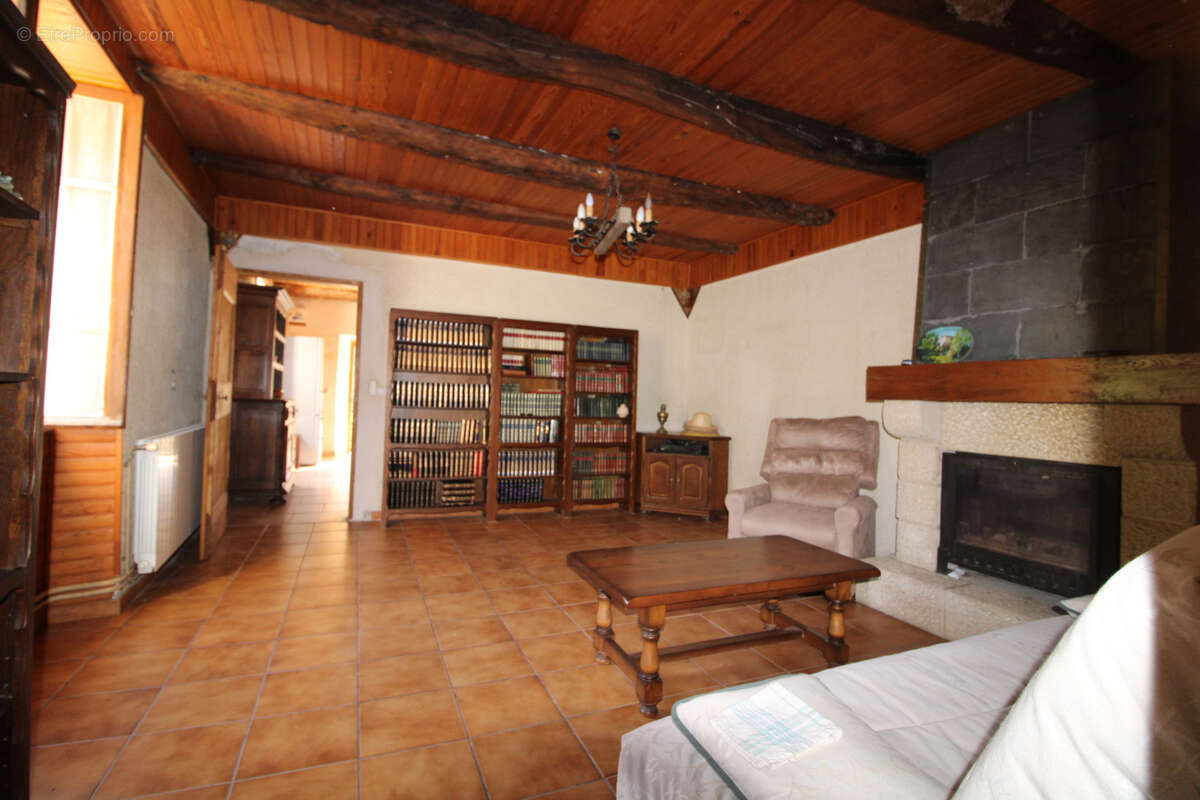 Maison à LES PLANTIERS