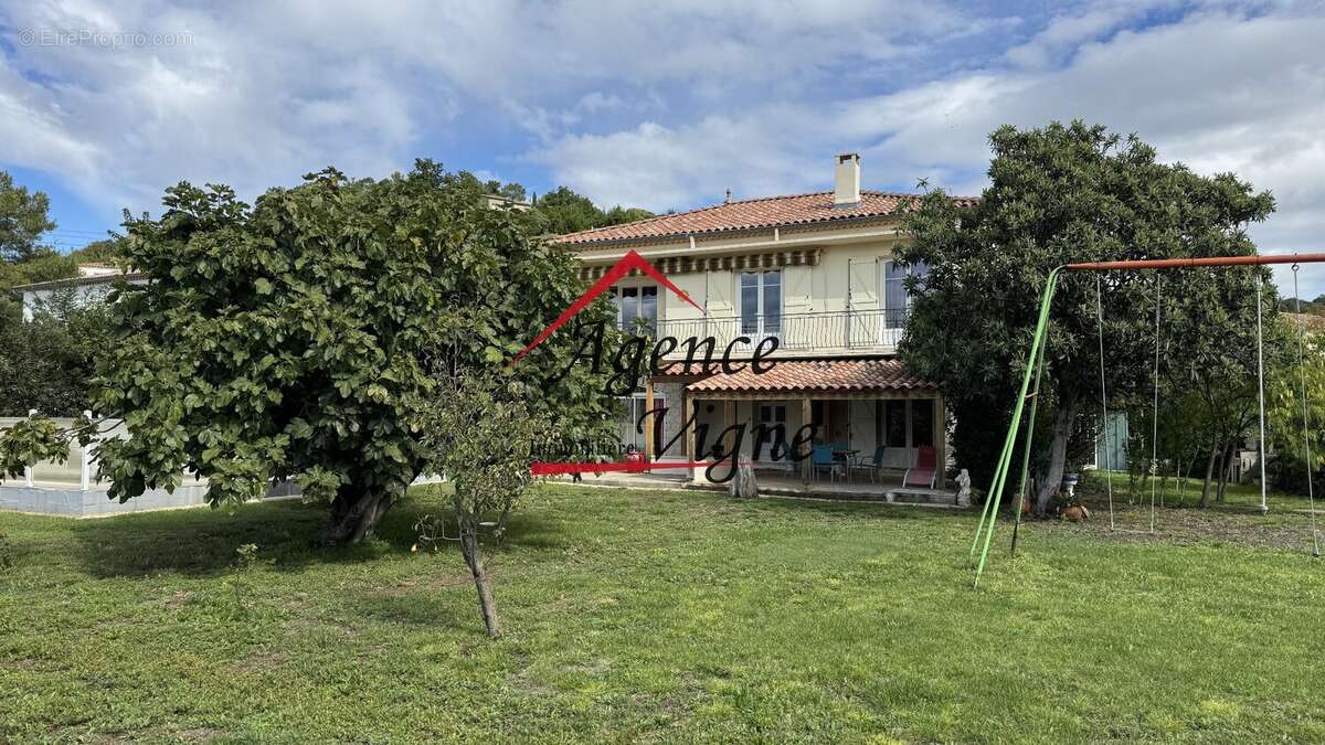 Maison à SAINT-AMBROIX