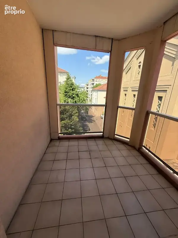 LYON 8ème Appartement 3 pièces 69.51 m2 - photo 6