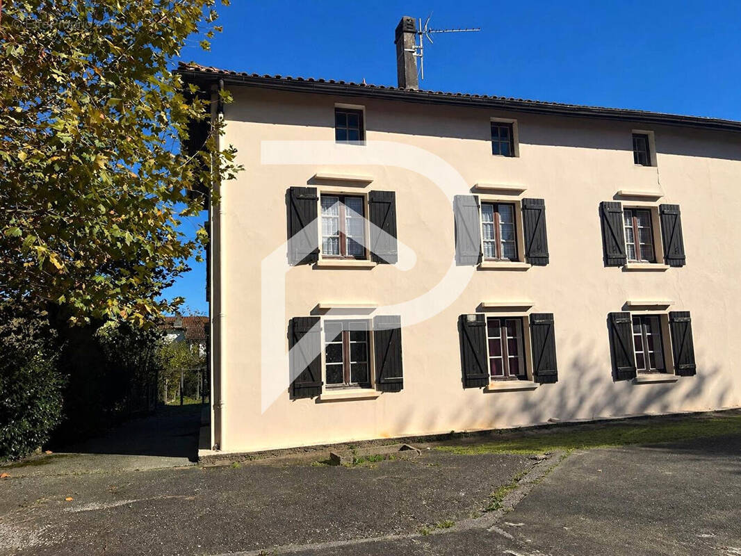 Appartement à URRUGNE