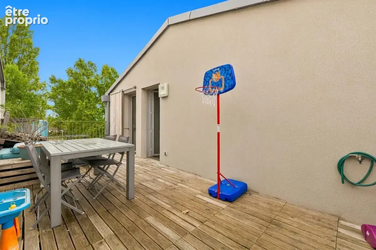 Appartement duplex de 3 pièces de 67 m² à Sainte-Geneviève-des-Bois - photo 11