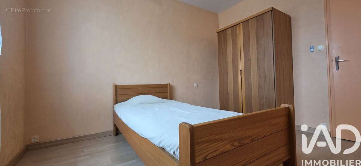 Maison 96 m² à Vezins  - photo 8