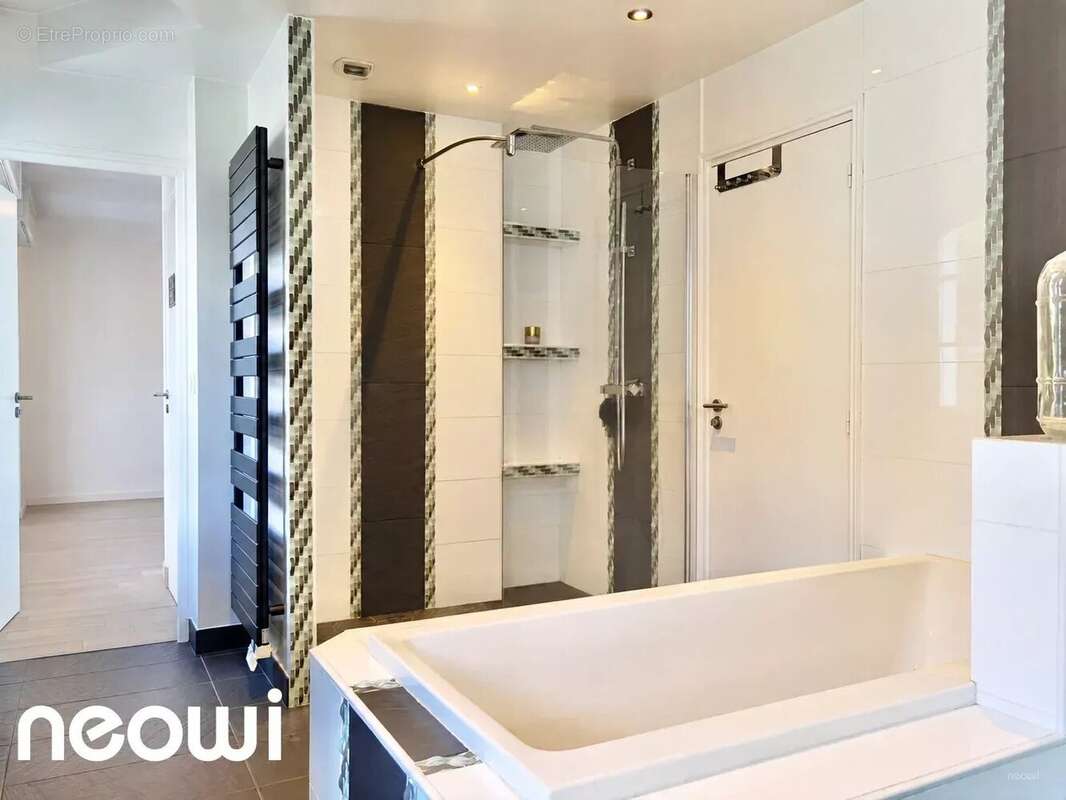 L’exception contemporaine – 340 m² sur 4 niveaux avec ascenseur privatif - photo 10