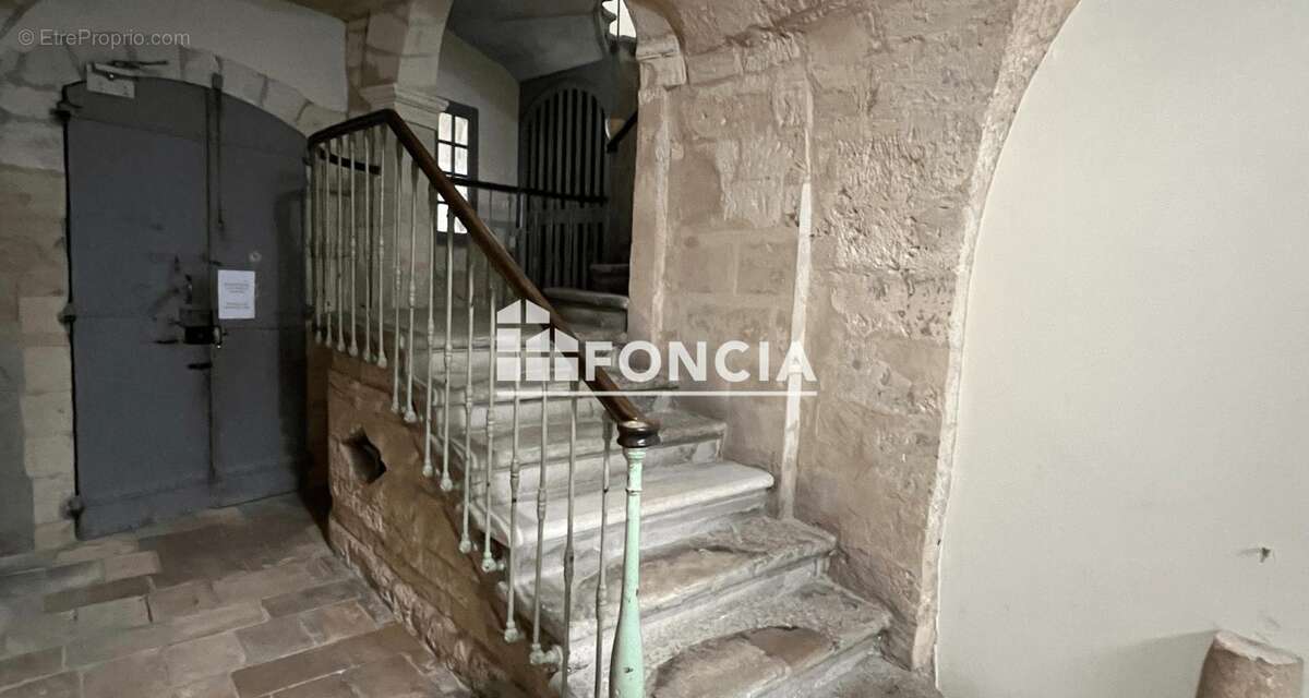 Appartement à UZES