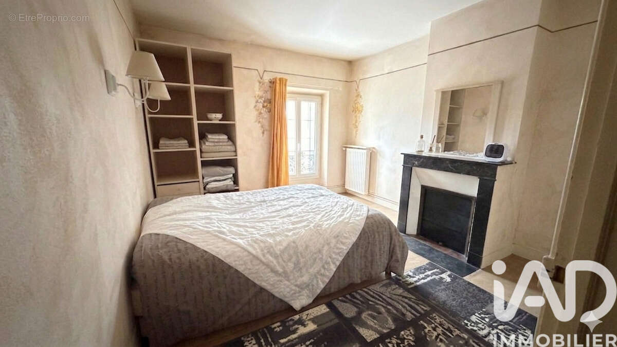 Maison 152 m² à Chalautre-La-Grande  - photo 9
