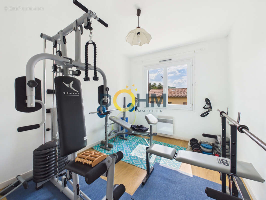 Appartement à VALS-PRES-LE-PUY