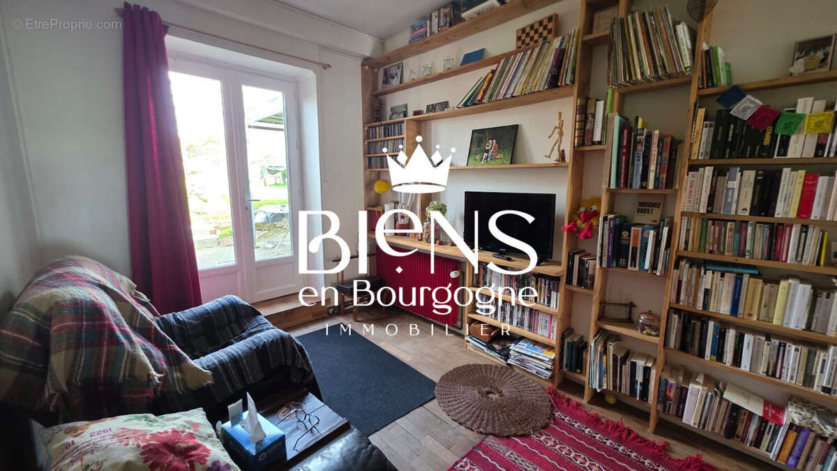 Maison à SAINT-GILLES