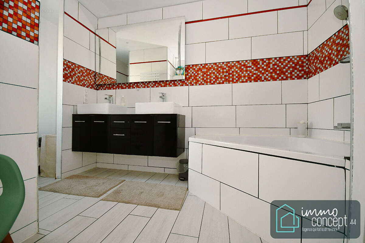 Maison à SAINT-AIGNAN-GRANDLIEU