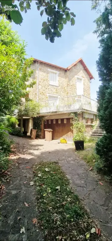RARE Splendide Meulière à fort potentiel sur beau terrain de 700 m² - photo 3