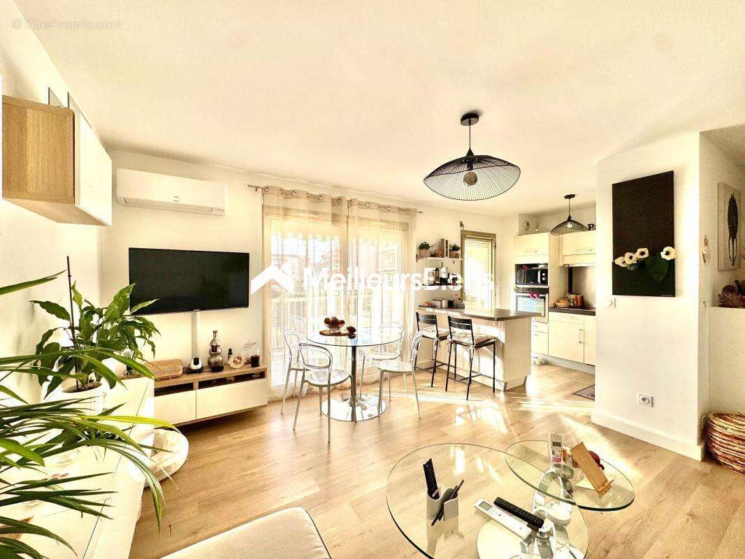 Appartement à SAINT-RAPHAEL