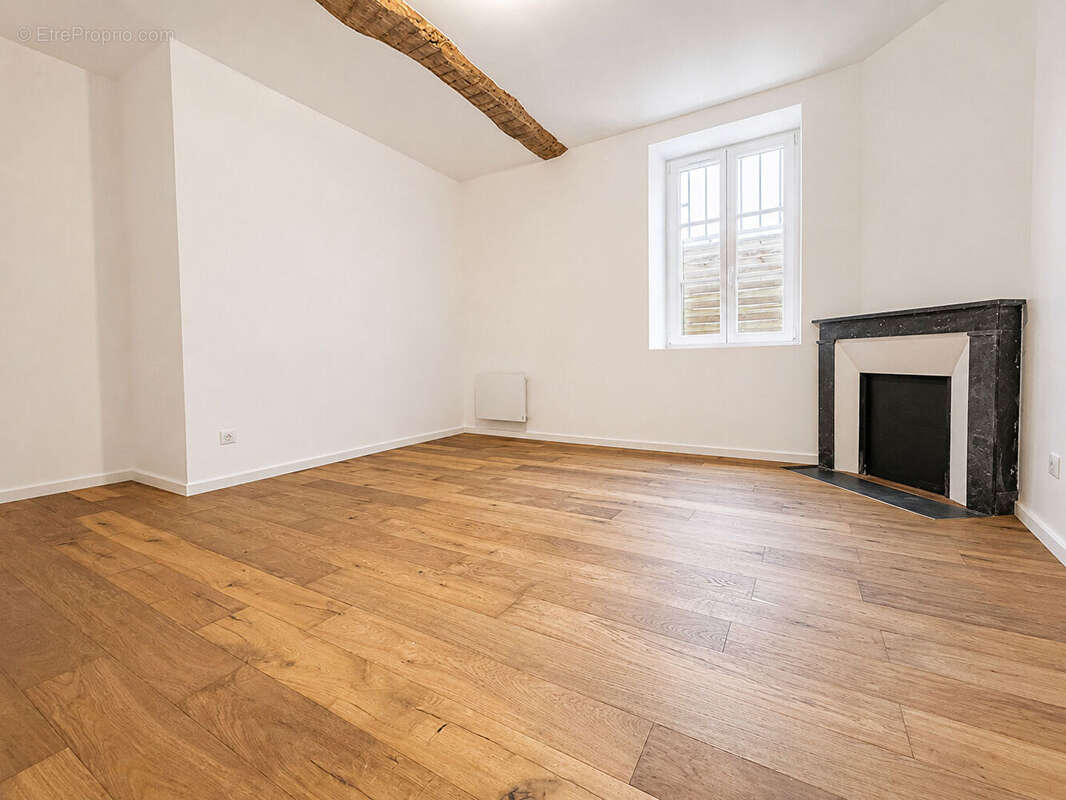 Appartement à ORRY-LA-VILLE