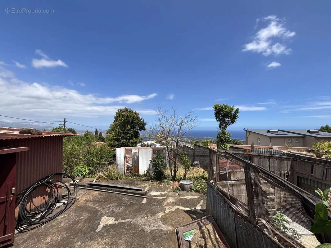 Terrain à L&#039;ETANG-SALE