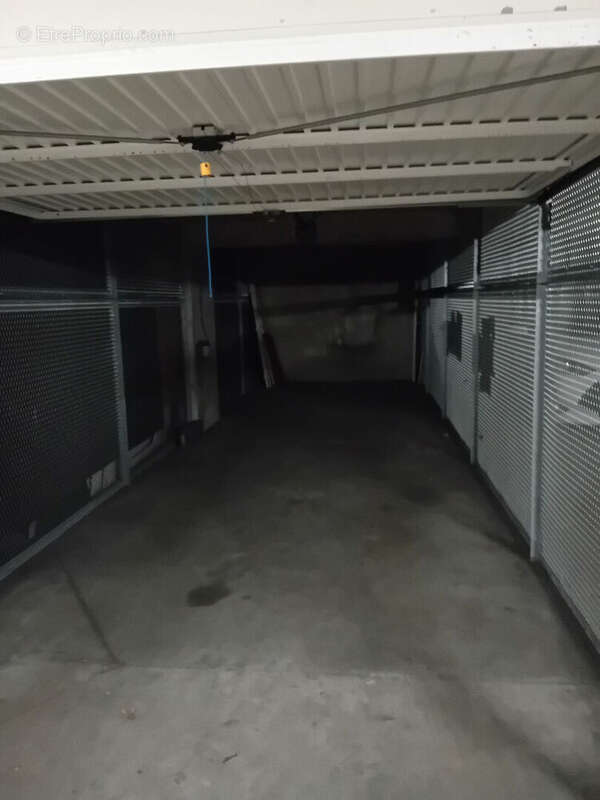 Parking à MAISONS-ALFORT