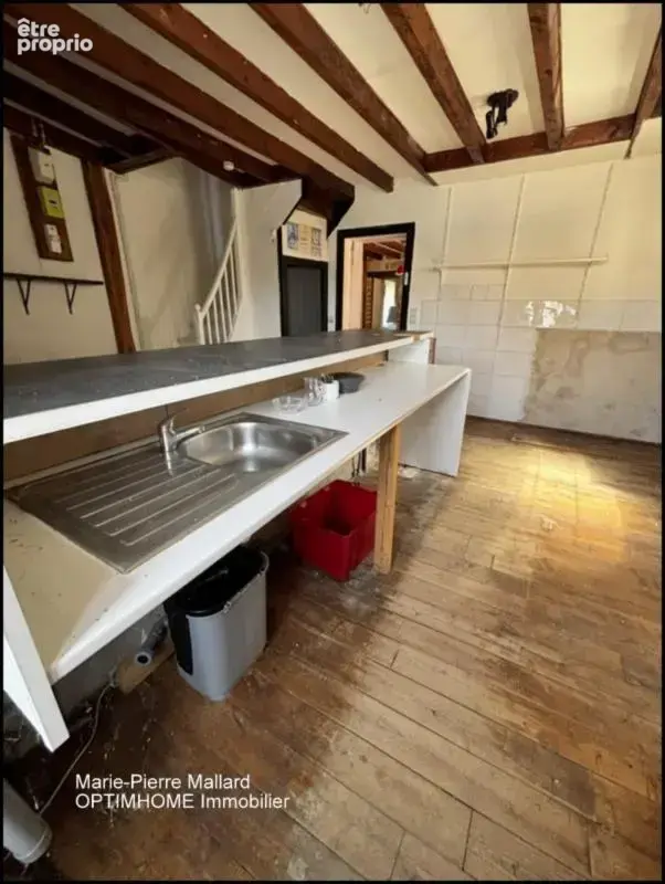 Une belle bâtisse en pierre au cœur d’un village creusois à SOUBREBOST (23) - photo 9