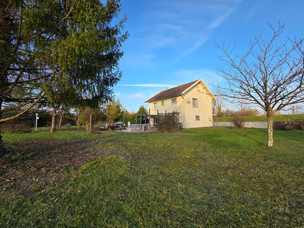 Maison à PETIT-NOIR