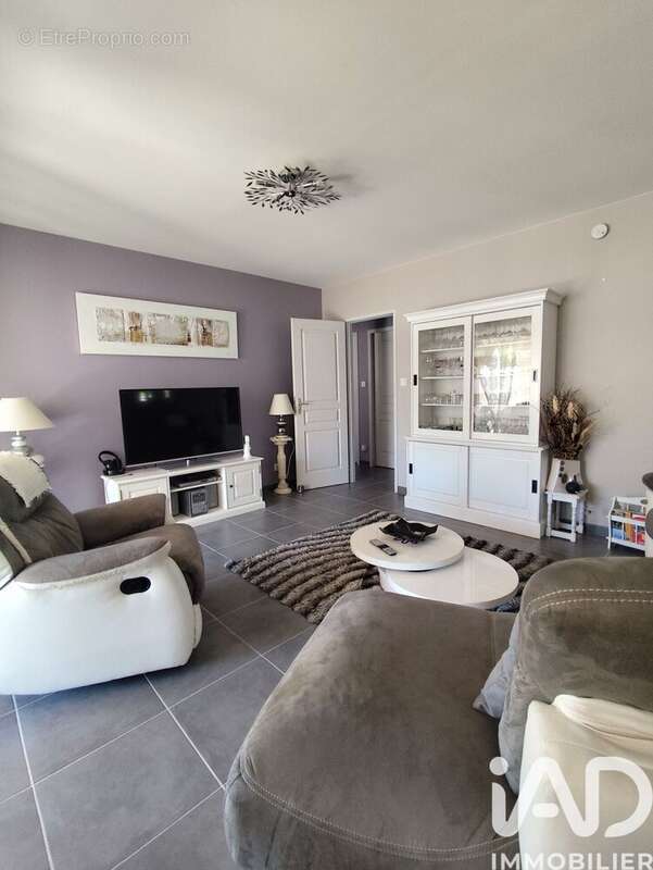 Maison 130 m² à Aujargues  - photo 9