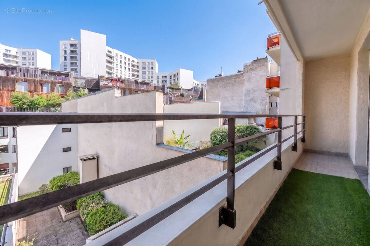 Appartement à PARIS-12E