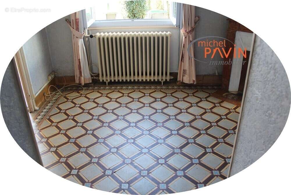 Maison à GERMIGNY-L'EXEMPT